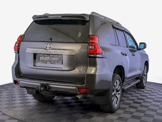 фото Toyota Land Cruiser Prado 150 2022