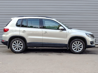 фото Volkswagen Tiguan I 2016