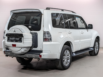 фото Mitsubishi Pajero IV 2012