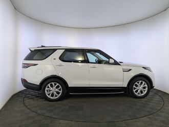 фото Land Rover Discovery V 2018