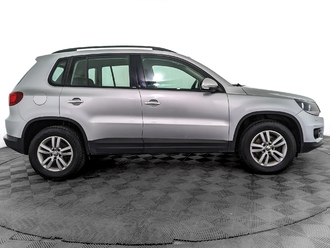 фото Volkswagen Tiguan I 2015