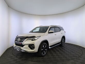 фото Toyota Fortuner II 2019