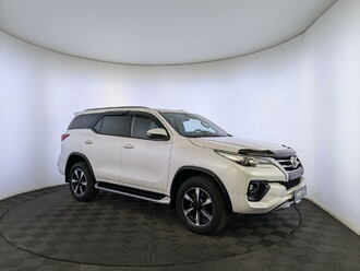 фото Toyota Fortuner II 2019