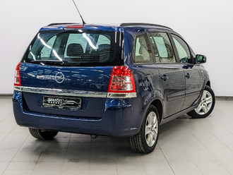 фото Opel Zafira Family B 2012