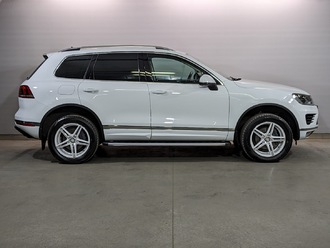 фото Volkswagen Touareg II 2016