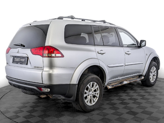 фото Mitsubishi Pajero Sport II 2014