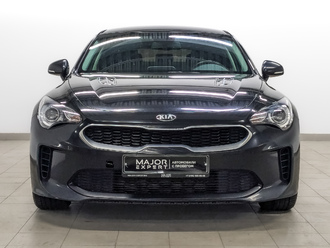 фото Kia Stinger I 2018