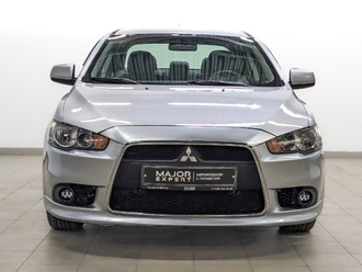 фото Mitsubishi Lancer X 2011