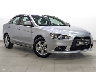 фото Mitsubishi Lancer X 2011