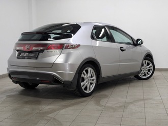 фото Honda Civic VIII 2011