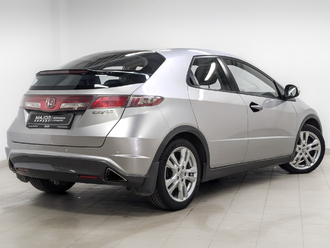 фото Honda Civic VIII 2011