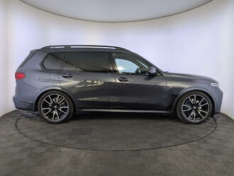 фото BMW X7 (G07) 2020