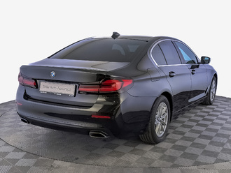 фото BMW 5 (G30/F90) 2021