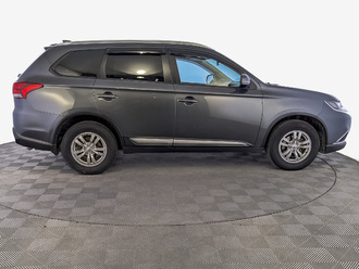 фото Mitsubishi Outlander III 2017