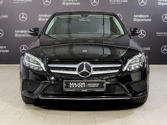 фото Mercedes-Benz C (W/S205) 2019