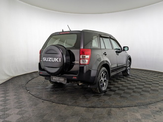 фото Suzuki Grand Vitara II 2010