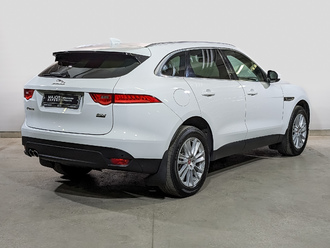 фото Jaguar F-Pace 2018