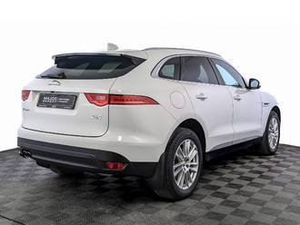 фото Jaguar F-Pace 2018