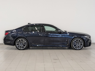 фото BMW 7 (G11/G12) 2021