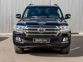 фото Toyota Land Cruiser 200 2016