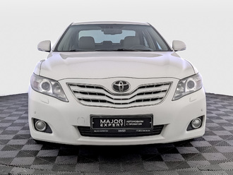 фото Toyota Camry VI 2011