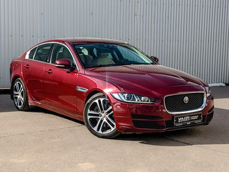 фото Jaguar XE 2015