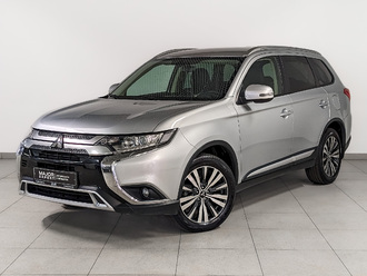 фото Mitsubishi Outlander III 2018