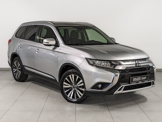 фото Mitsubishi Outlander III 2018