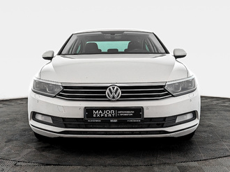 фото Volkswagen Passat B8 2016