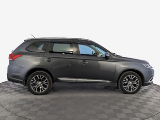 фото Mitsubishi Outlander III 2016