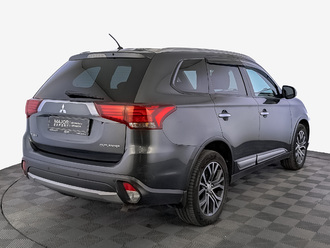 фото Mitsubishi Outlander III 2016