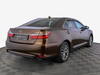 фото Toyota Camry VII 2018