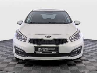 фото Kia Cee`d II 2017