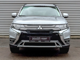 фото Mitsubishi Outlander III 2022