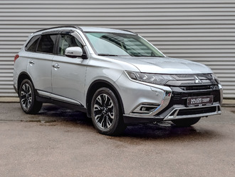 фото Mitsubishi Outlander III 2022