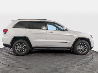 фото Jeep Grand Cherokee IV (WK2) 2021