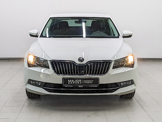 фото Skoda Superb III 2017