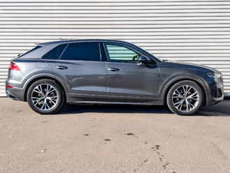 фото Audi Q8 (4M) 2021