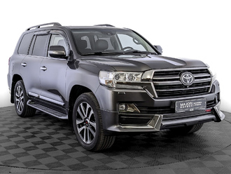 фото Toyota Land Cruiser 200 2019