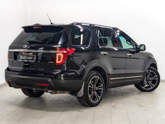 фото Ford Explorer V 2015