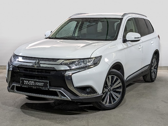 фото Mitsubishi Outlander III 2021