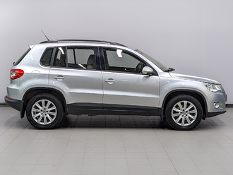 фото Volkswagen Tiguan I 2010