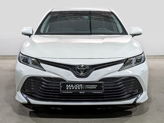 фото Toyota Camry VIII 2020