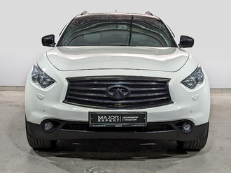 фото Infiniti QX70 2015