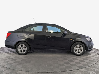 фото Chevrolet Aveo (T300) 2012