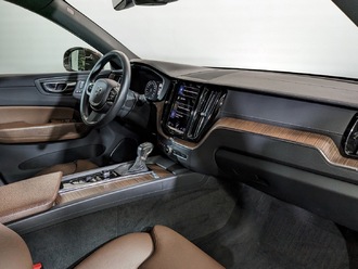 фото Volvo XC60 2021 с пробегом