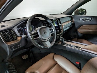 фото Volvo XC60 2021 с пробегом