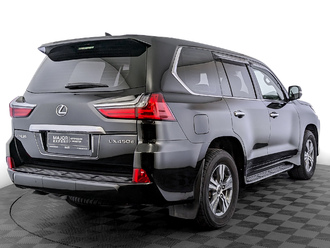 фото Lexus LX III 2021