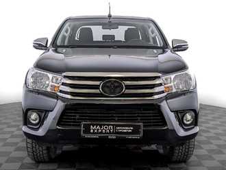 фото Toyota Hilux VIII 2018