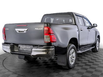 фото Toyota Hilux VIII 2018